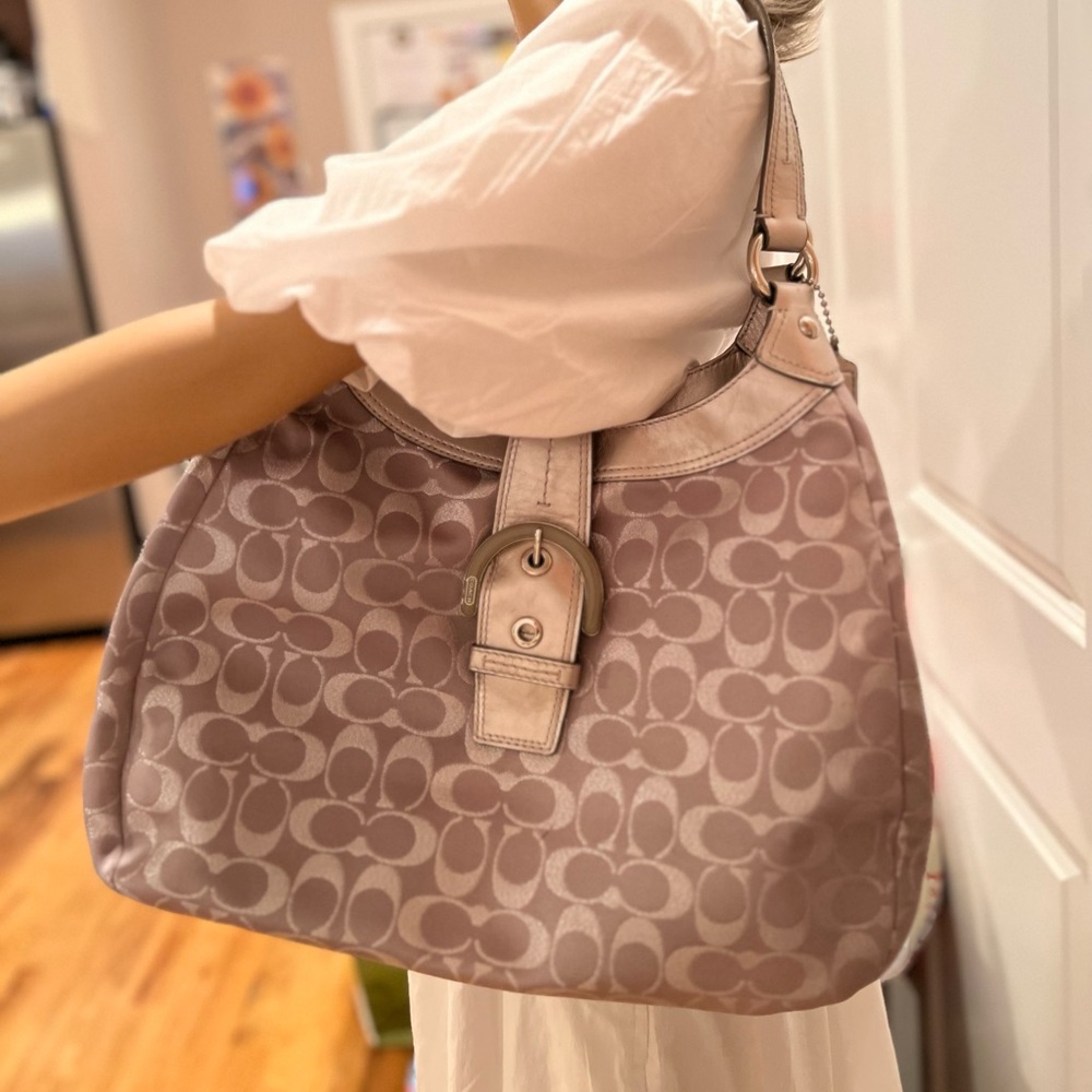 Coach Shoulder Bag